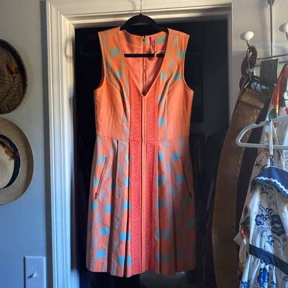 Casual Tracy Reese Dress, Small size 6 fit, clean lines. Excellent Condition. - Picture 4 of 4